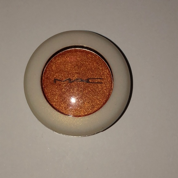 MAC eyeshadow - Firespot - Picture 1 of 2